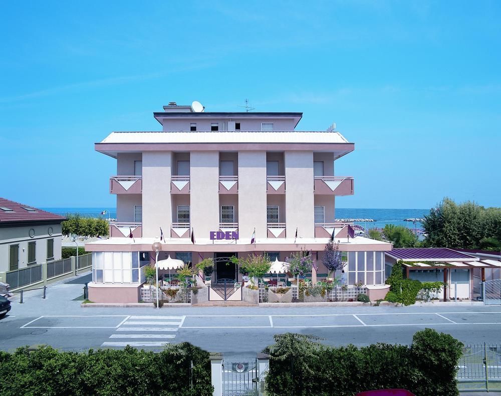 Hotel Eden Viserbella di Rimini 외부 사진